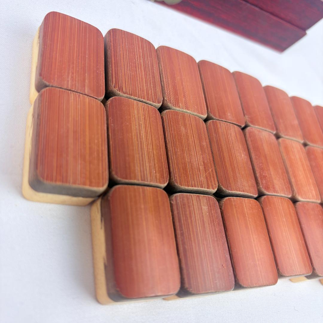 麻雀牌 アンティーク 中国 麻雀セット 木製箱付 雀牌 ドラ表示棒多数