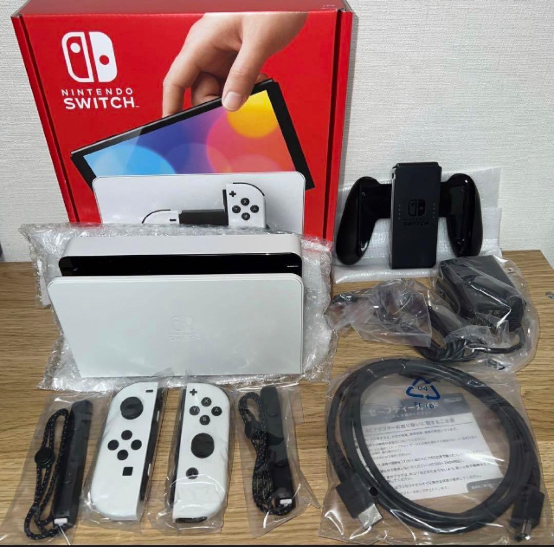 Switch 有機ELモデル ホワイトに付属していた純正の付属品セット