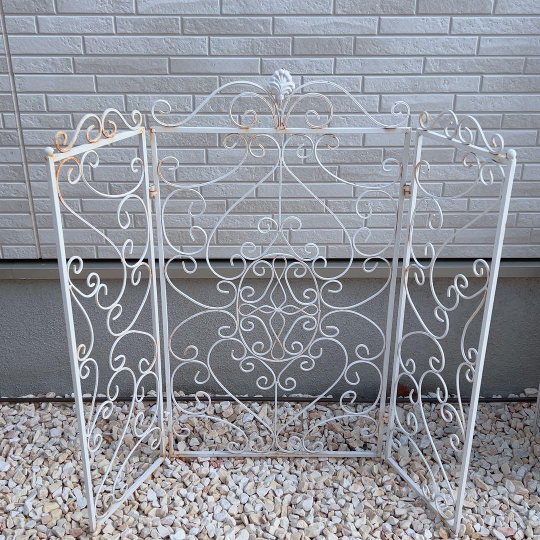シャビーなホワイトアイアンのトレリス3連結＊3way - メルカリ