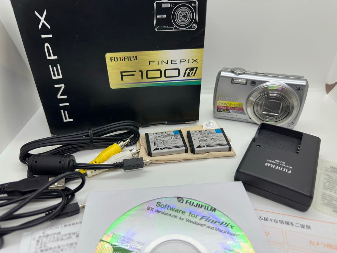 Fujifilm FinePix F100fd コンパクトデジタルカメラ Amazon | FUJIFILM デジタルカメラ FinePix(ファインピックス) F100fd