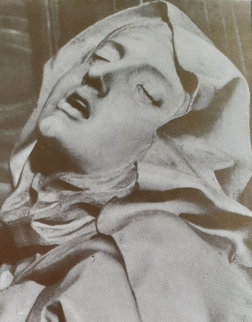 ■ルネサンス修道女物語 聖と性のミクロストリア