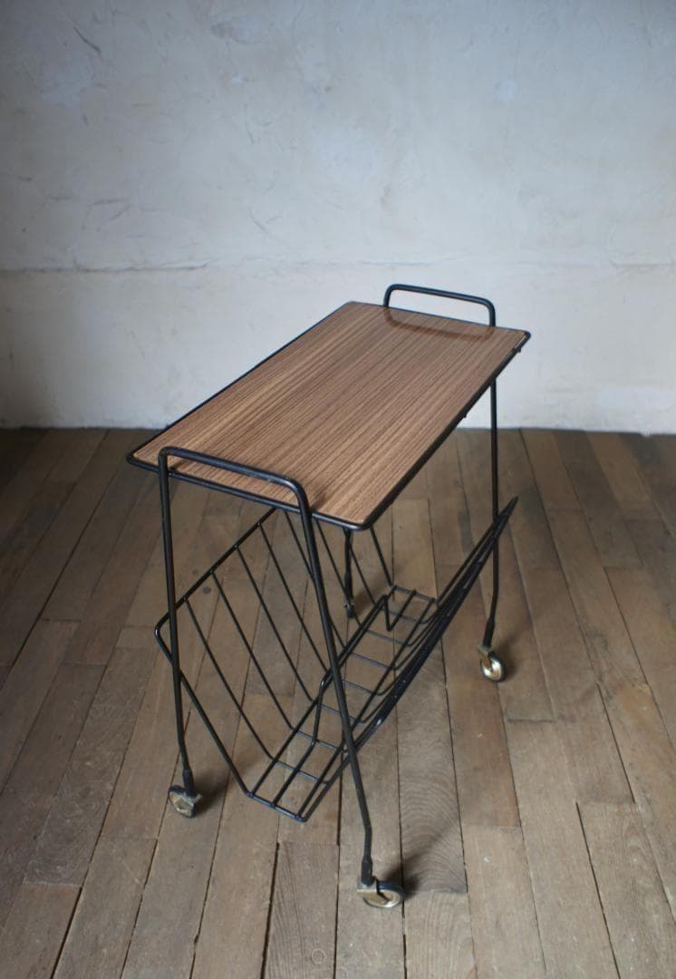 サイドテーブル　ワゴン　ミッドセンチュリー　ヴィンテージ　北欧　フランス 北欧ヴィンテージ風Vカットデザイン サイドテーブル・サイドチェスト