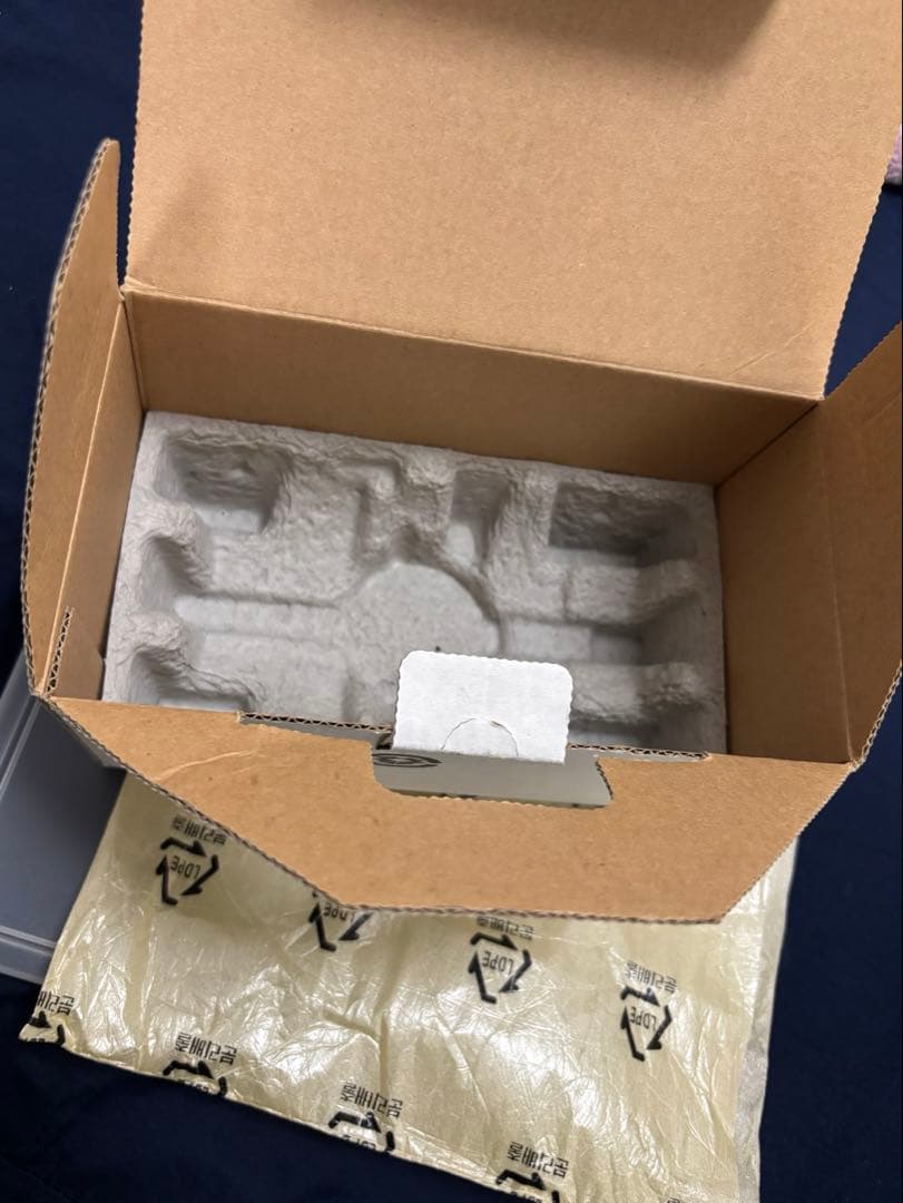 【未使用】SONY 純正 望遠レンズ75-300mm F4.5-5.6