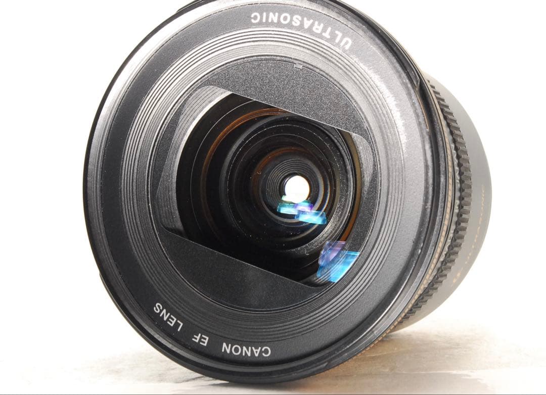 マッタナシ ❤️Canon EF 20-35mm F3.5-4.5 USM