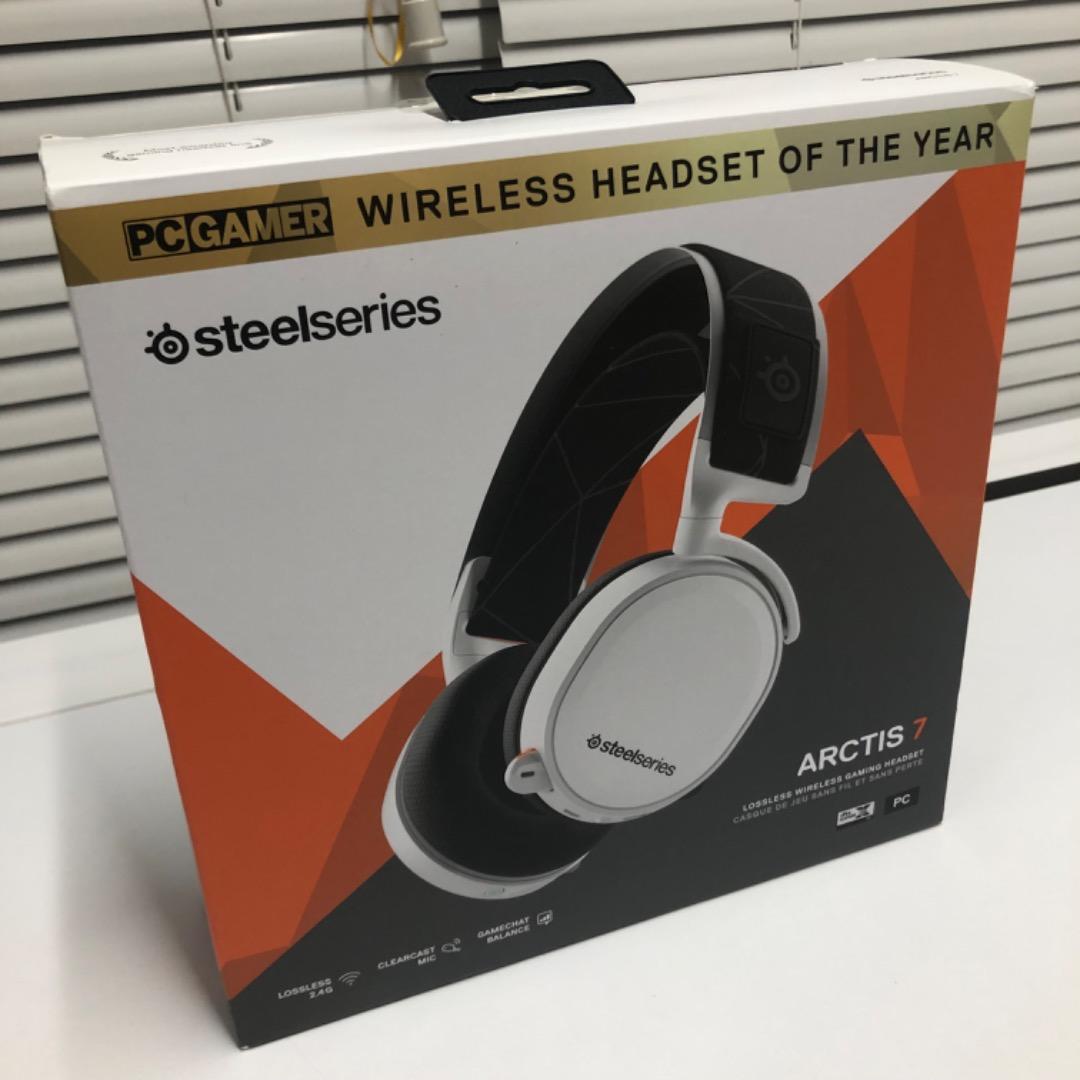 【値下中】スティールシリーズArctis7 ゲーミングヘッドセット61508 白 SteelSeries ( スティールシリーズ ) Arctis 7 White 送料無料