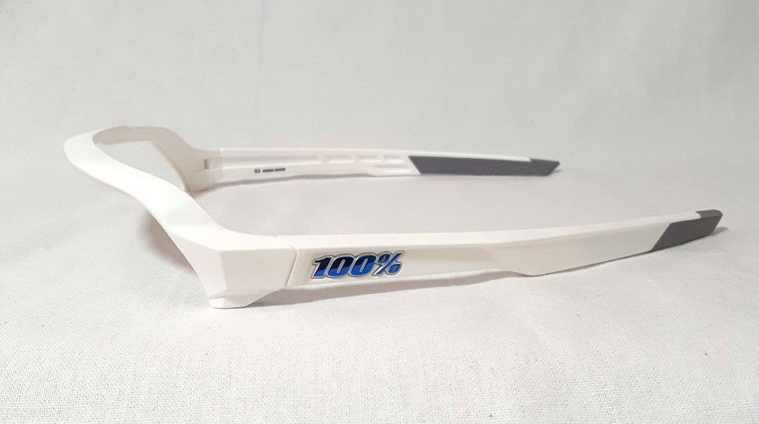 100% S3 マットホワイト フレーム、ノーズブリッジ、ノーズパッド2種