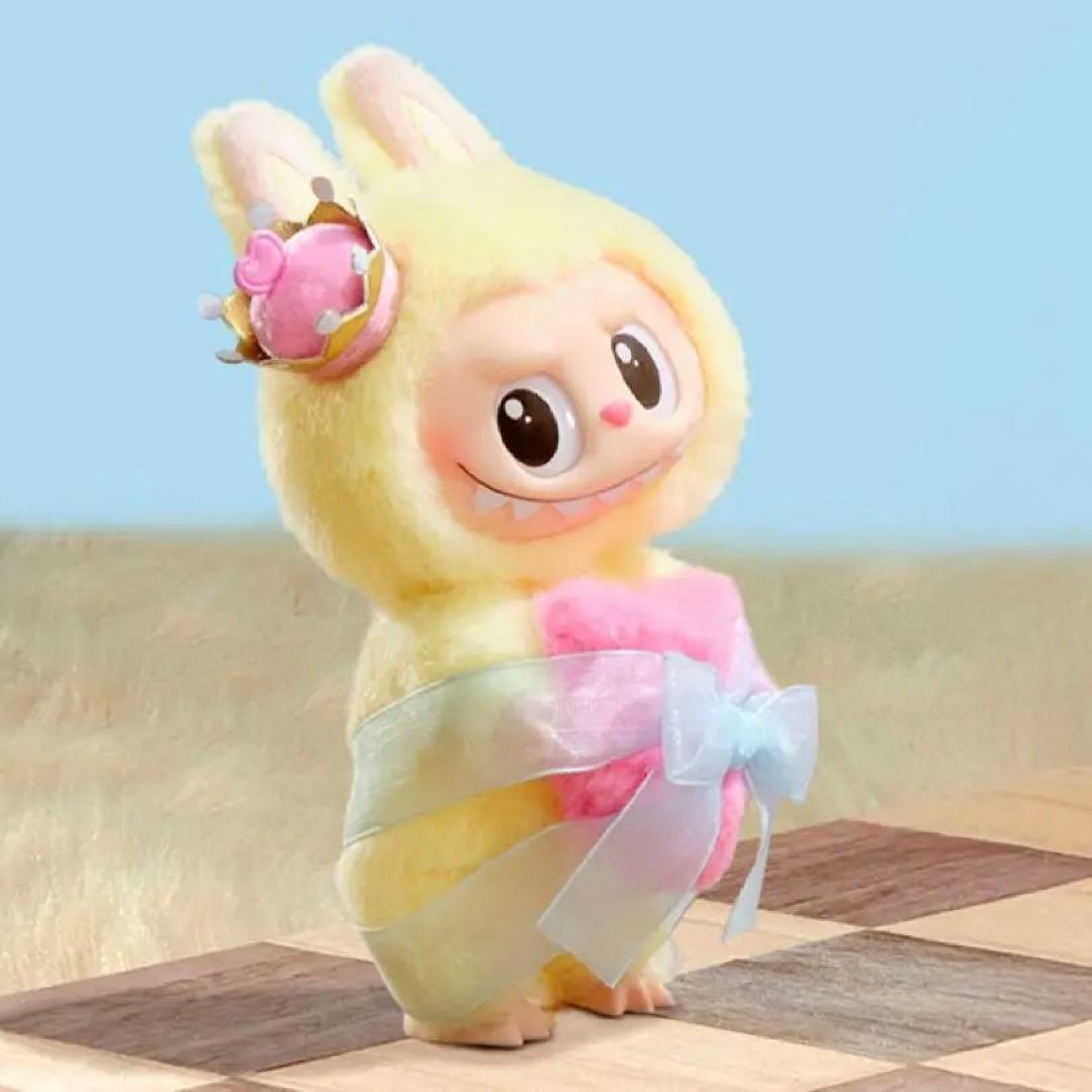 MONSTERS Let's Checkmate ぬいぐるみペンダント ラブブ - メルカリ