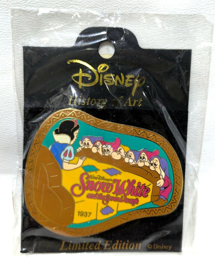 MD-0407 白雪姫 限定版 ピンバッジ - メルカリ