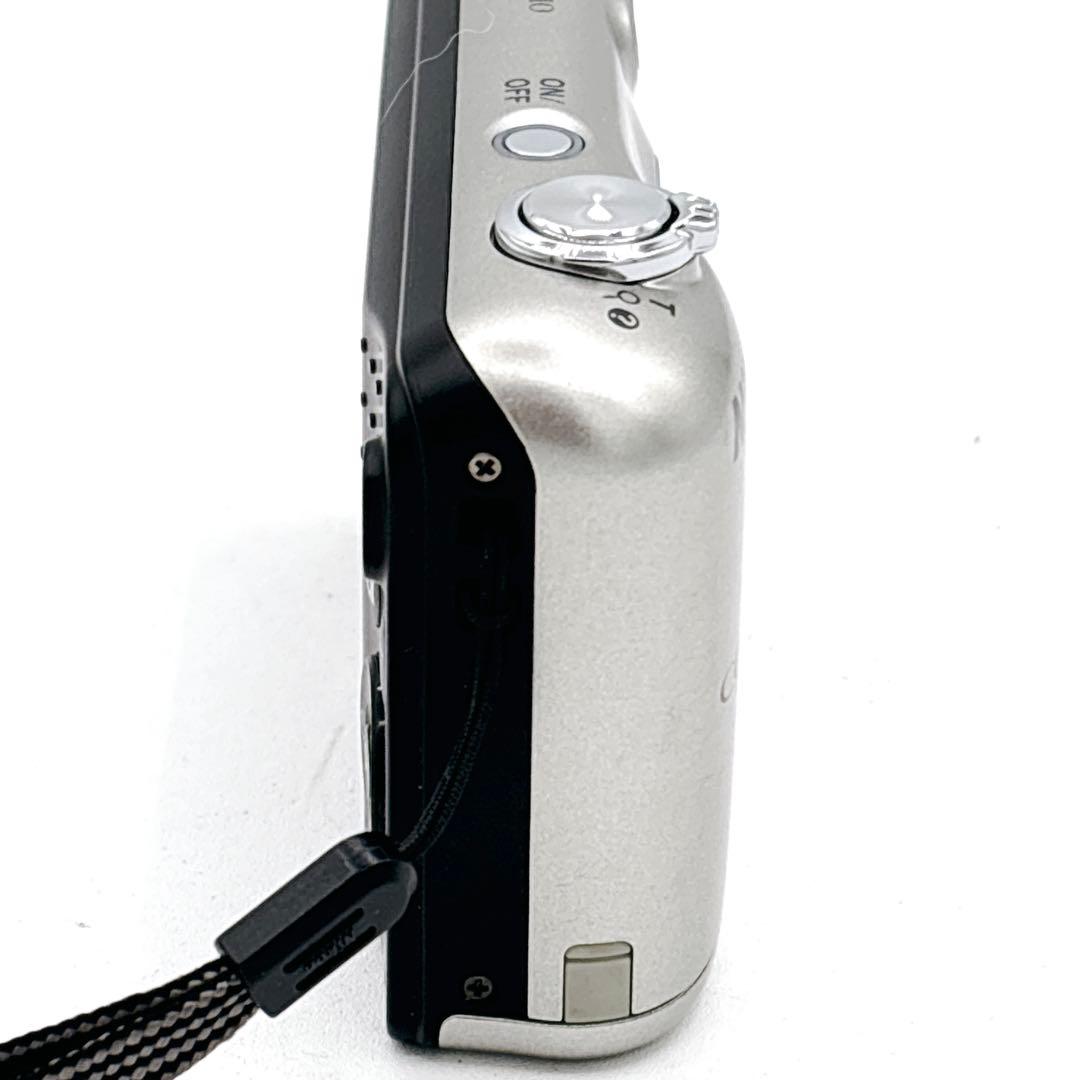 Nikon COOLPIX A10 シルバー 動作確認済 ストラップ付 単三式