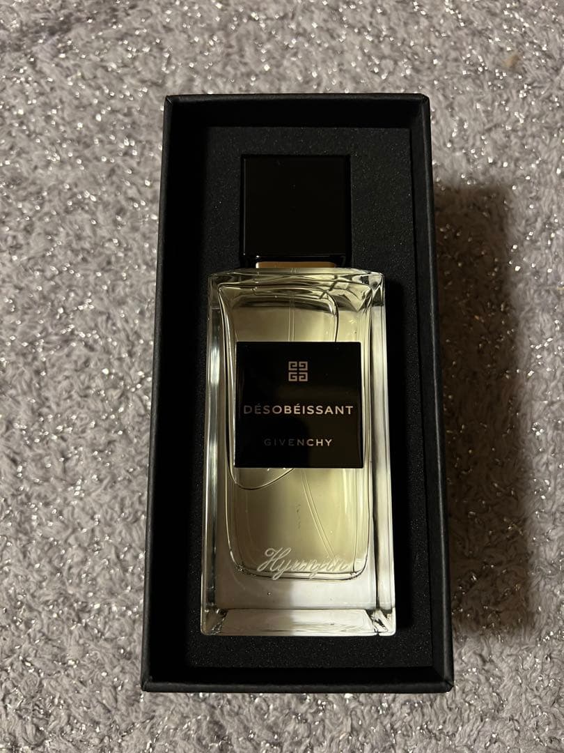 ド ジバンシイ デゾベイサン オードパルファム 100ml - メルカリ