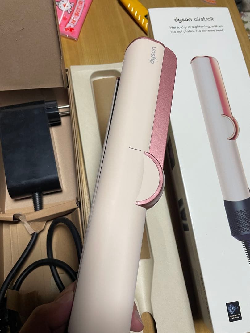 中国 韓国 ヨーロッパ Dyson ドライヤー ht01 ストレイトナー