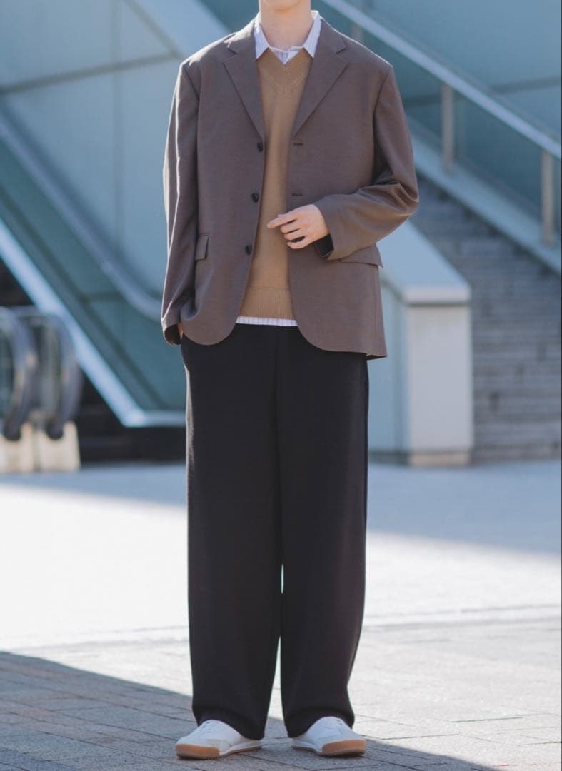 ☆完全未開封☆新品☆UNIQLO C 感動ジャケット XS ダークブラウン