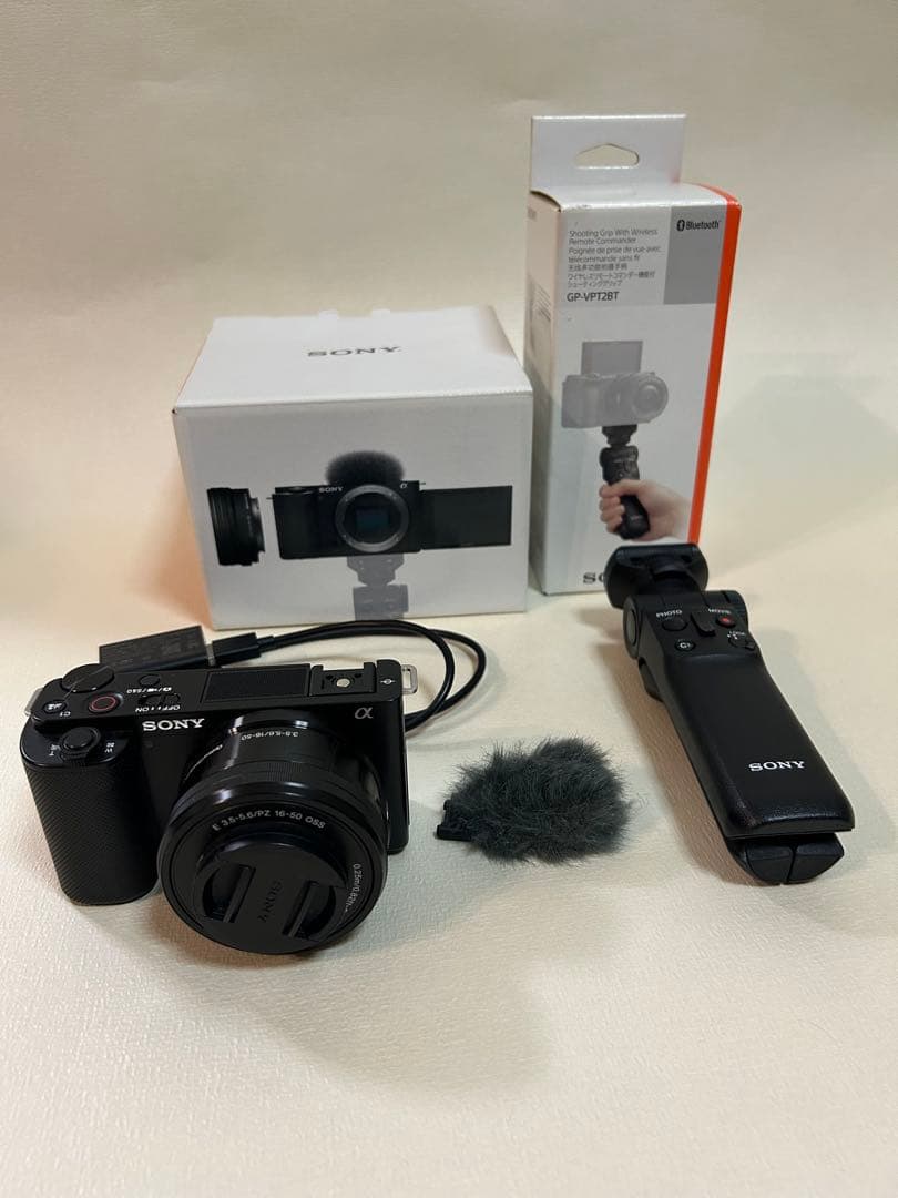 Sony ZV-E10Lミラーレスカメラ 本体レンズキット、グリップ付 VLOGCAM ZV-E10L パワーズームレンズキット ミラーレス一眼カメラ