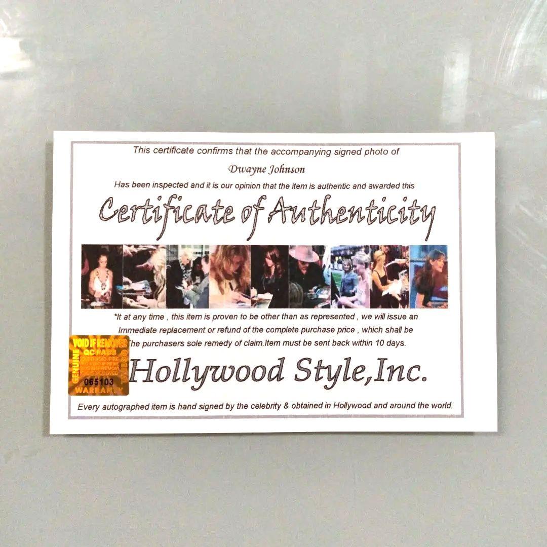 Definition様専用…ドウェイン・ジョンソン直筆サイン入り2Lサイズ写真