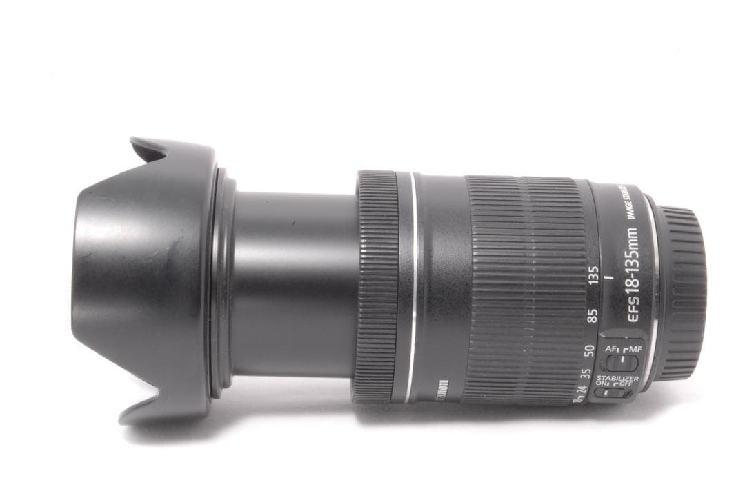 EF-S18-135mm F3.5-5.6 IS フード付 標準 望遠