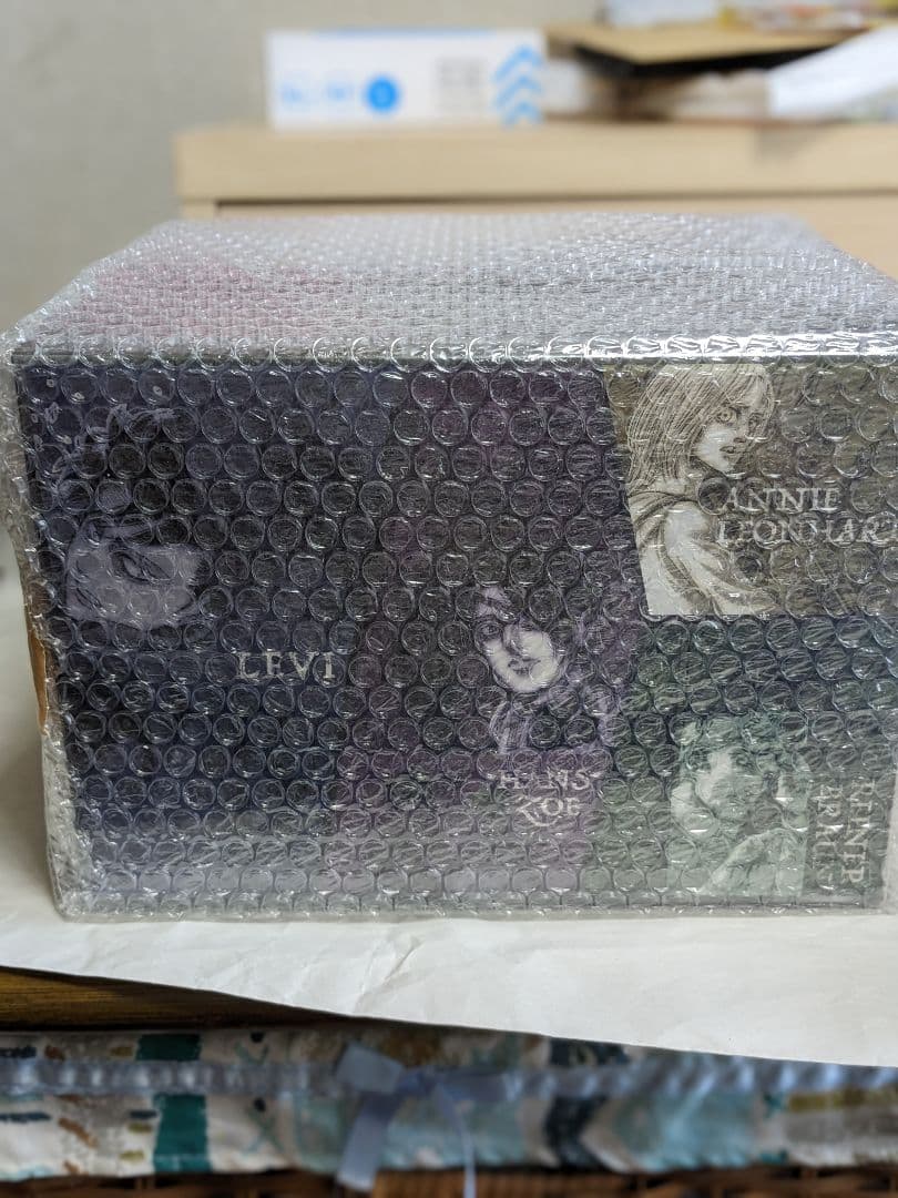 進撃の巨人 全巻(全巻初版) +進撃の巨人tsutaya限定 収納ボックスセット