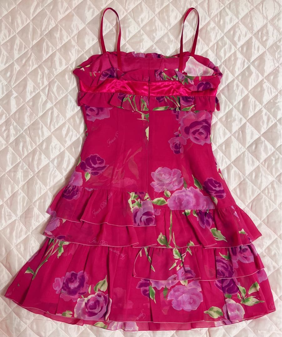 ジーザスディアマンテ プレミアムローズ柄 膝丈ワンピース ピンク