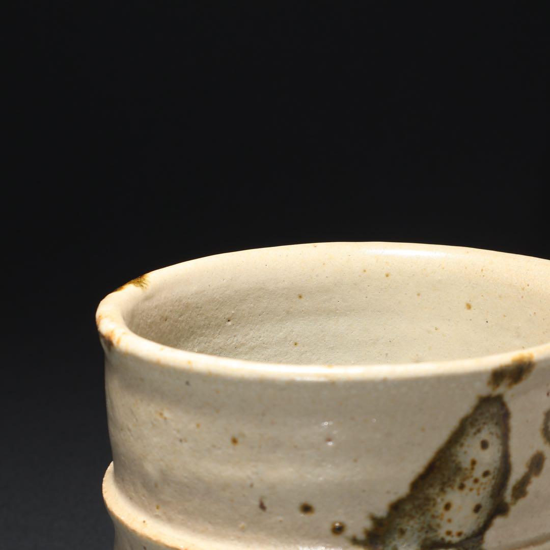 浜田庄司 糠白胴紐鉄絵茶碗 共箱 人間国宝 民藝 R1616お11 - メルカリ