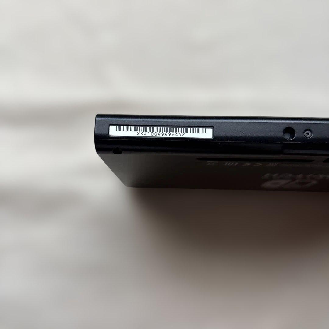 Nintendo Switch (ケースに割れあり) - メルカリ