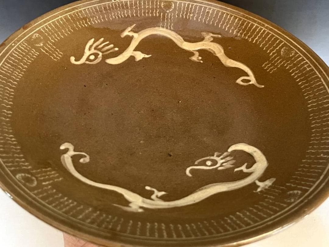皿□希少 中国 古い白龍紋茶釉皿 大中皿 飾り皿 時代箱 古玩 時代物