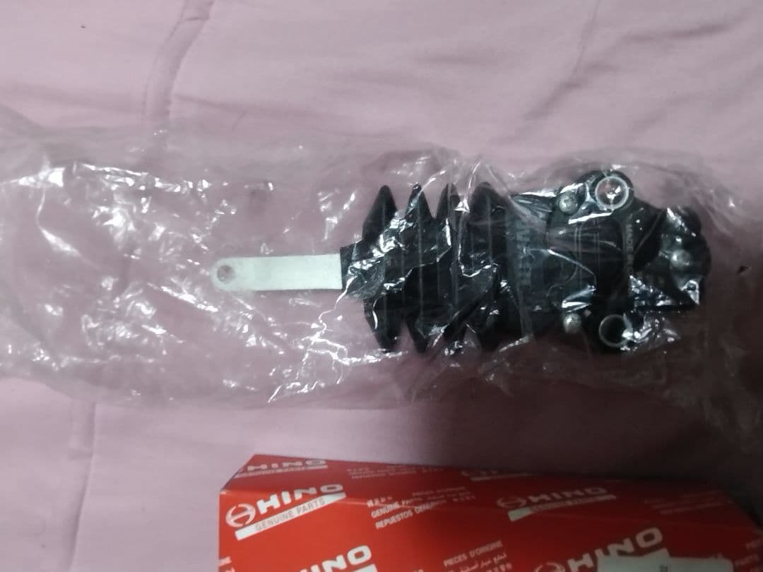 日野17プロフィア用キャブレベリングバルブ - メルカリ