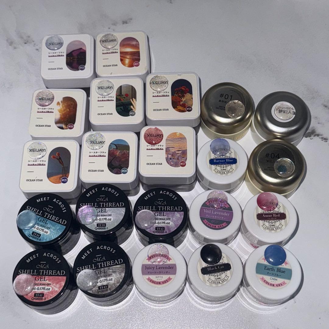 【合計150点以上】マグネットジェル　ライト　パーツ　チップなどまとめ売り 合計150点以上】マグネットジェル ライト パーツ チップなどまとめ売り