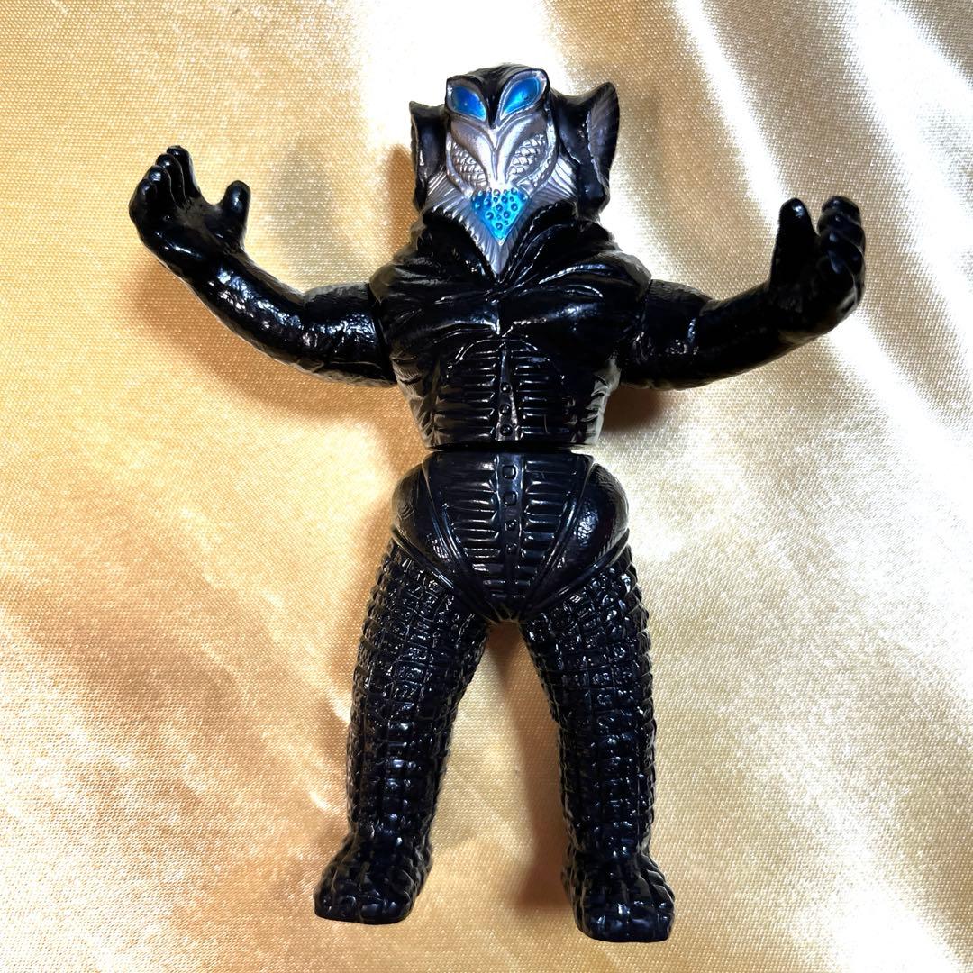 メフィラス星人 ウルトラマン怪獣 ソフビ 1988 フィギュア - メルカリ
