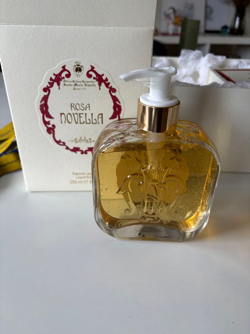 Rosa Novella 液体石鹸 250ml クローゼット用香り小板 - メルカリ