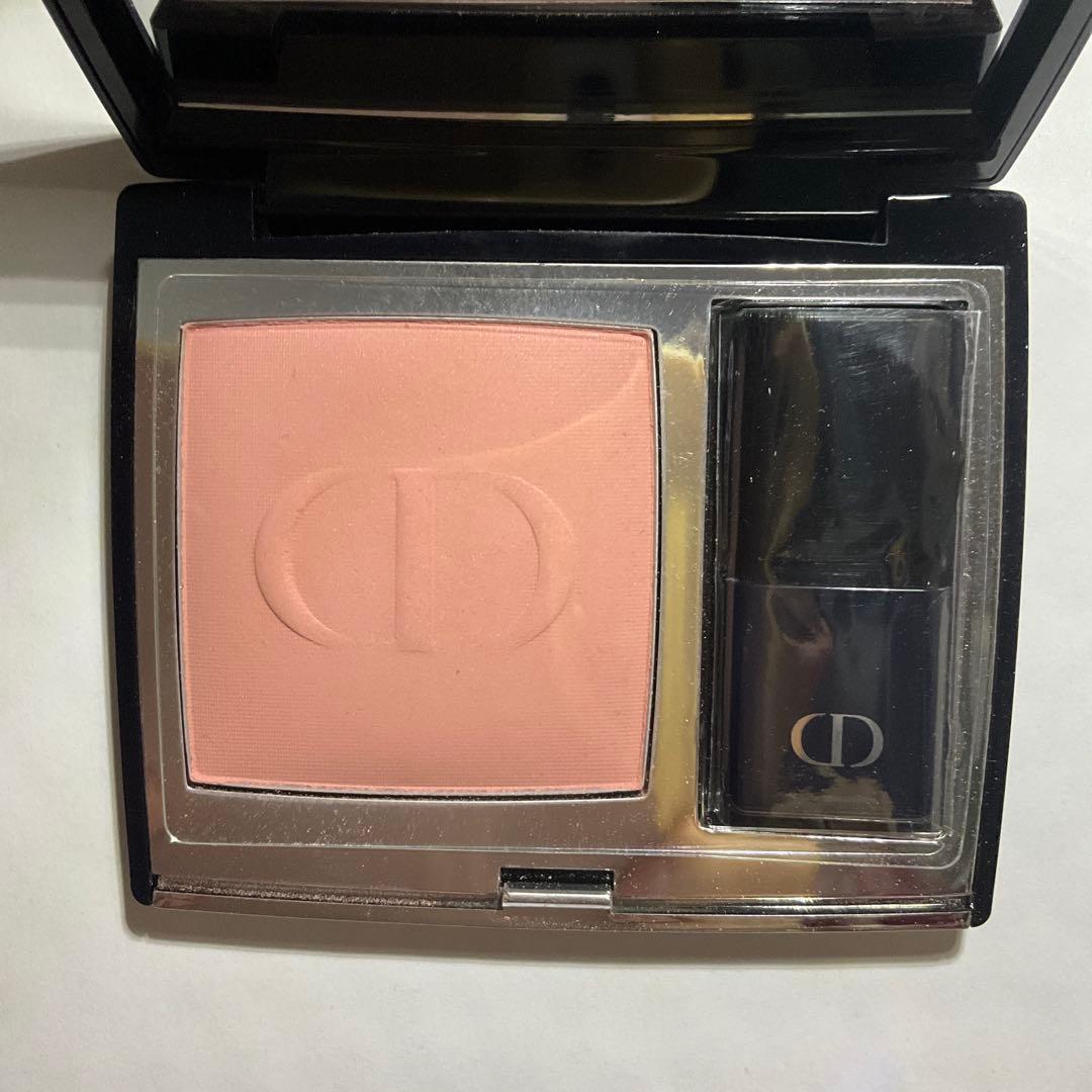 ディオールスキン ルージュ ブラッシュ 732 ピーチコロールサテン