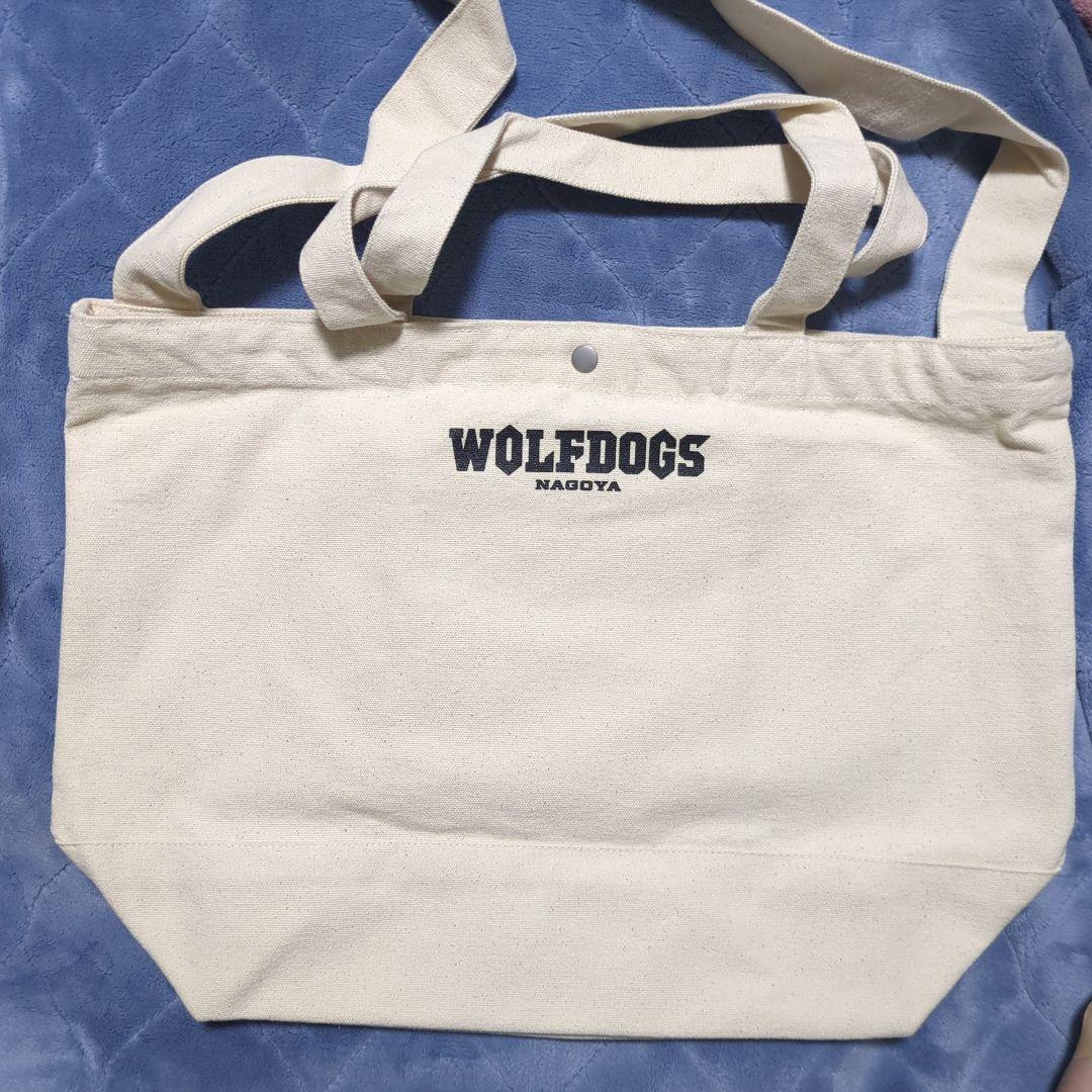 ウルフドッグス名古屋 選手によるウルドくん似顔絵トートバッグ - メルカリ