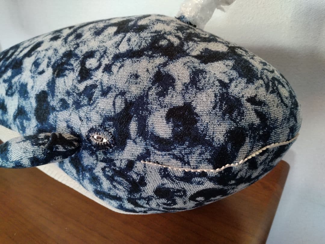 ミナペルホネン Quzyla クジラ クッション - メルカリ