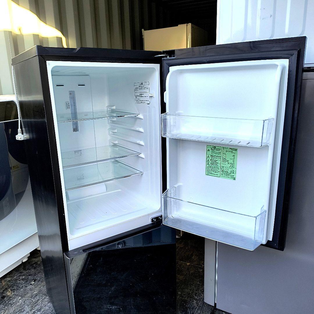 運搬取付無料！ミラードアでシックに佇む純正Hisense冷凍冷蔵庫！完動品超