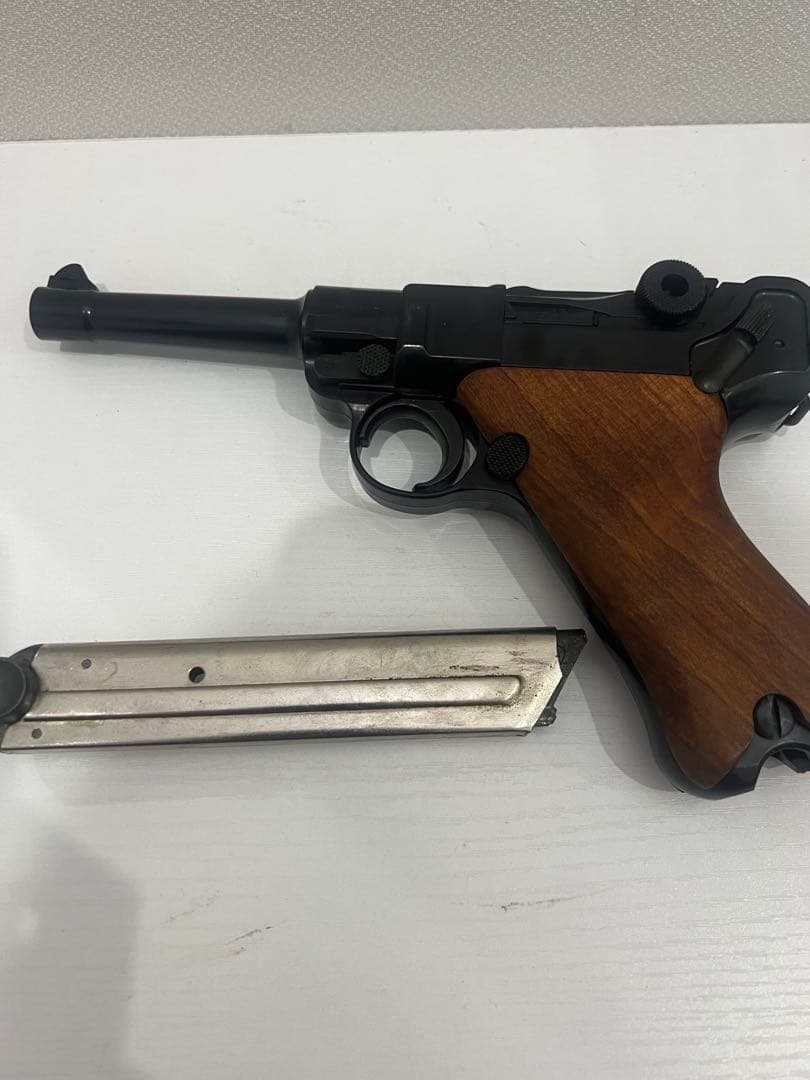 カ*)様 MGC -08 モデルガン