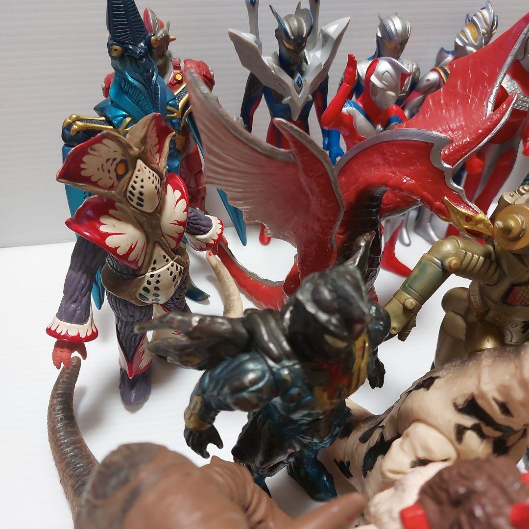 ウルトラマン ウルトラ怪獣まとめ売り！800シリーズ42体 当時物ソフビ