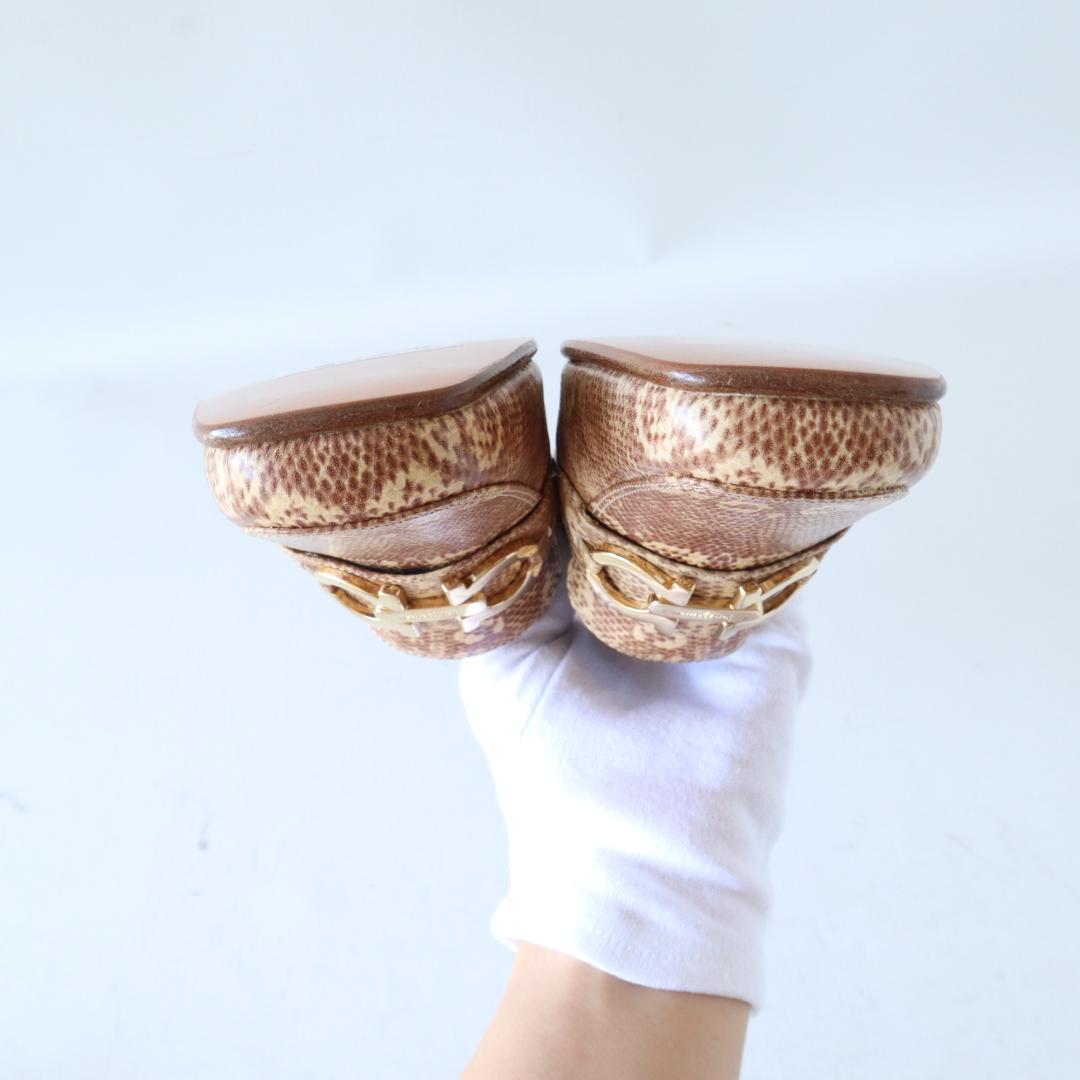 未使用フェラガモ ガンチーニローファー ヘビ柄5C 22〜22.5cm