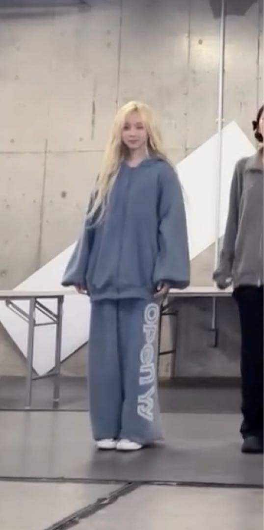 OPEN YY スウェットパンツ aespa winter着用 - メルカリ