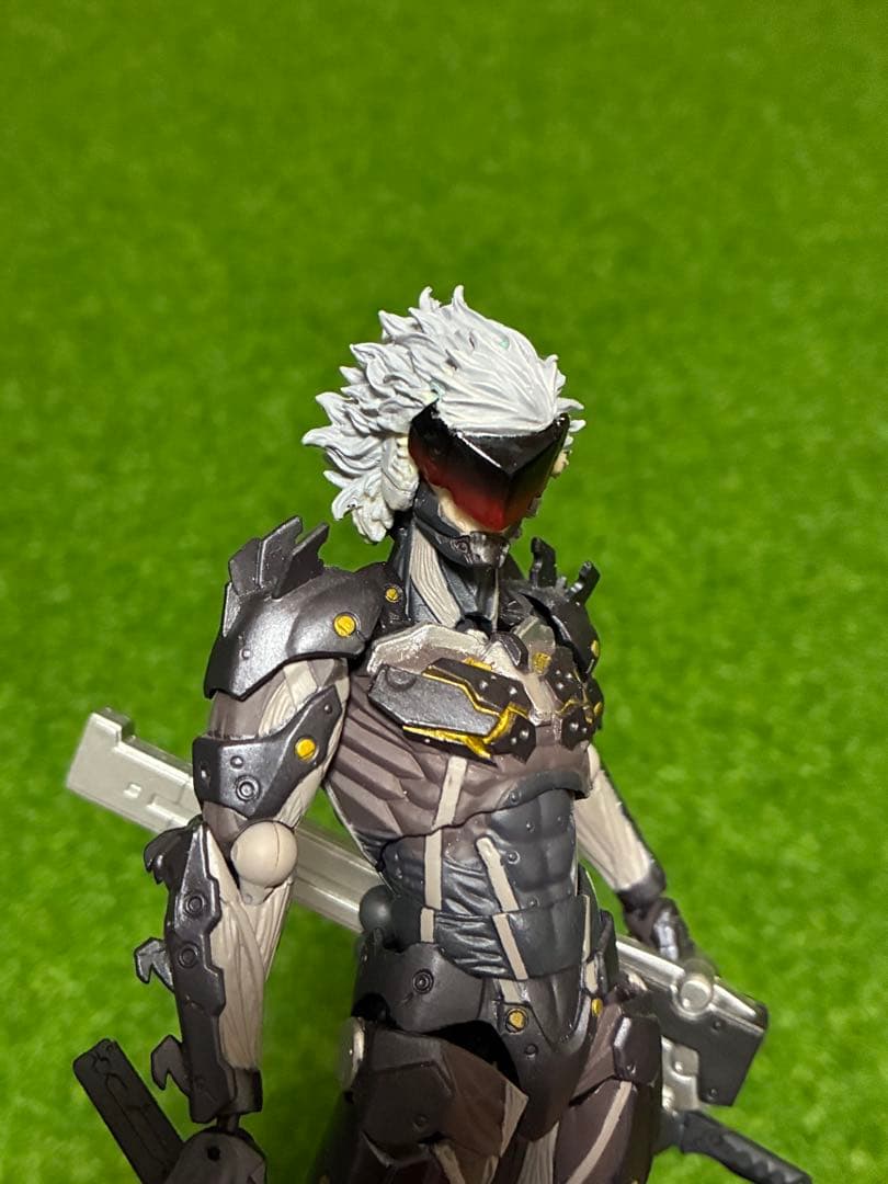 リボルテック　雷電　雷電風カスタムヘッド レビュー:リボルテック 雷電(メタルギア ライジングリベンジェンス