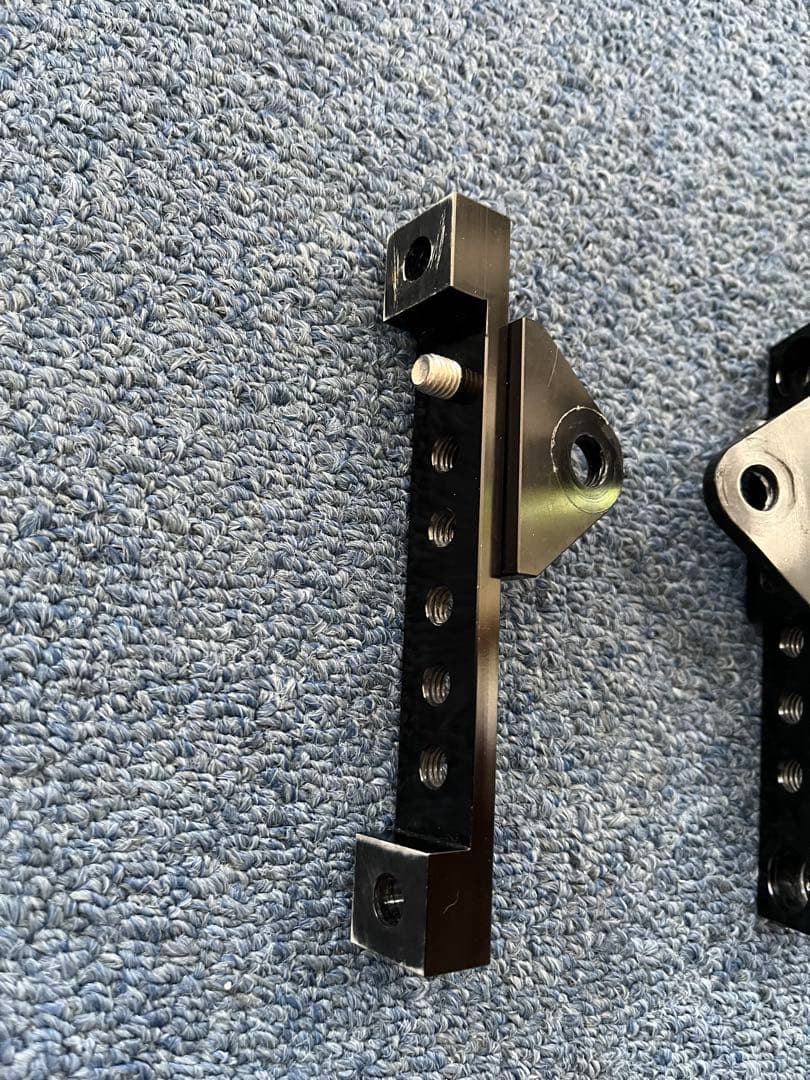 激レア‼️zrx400 アルミ削り出し 可変リアウインカーステー - メルカリ