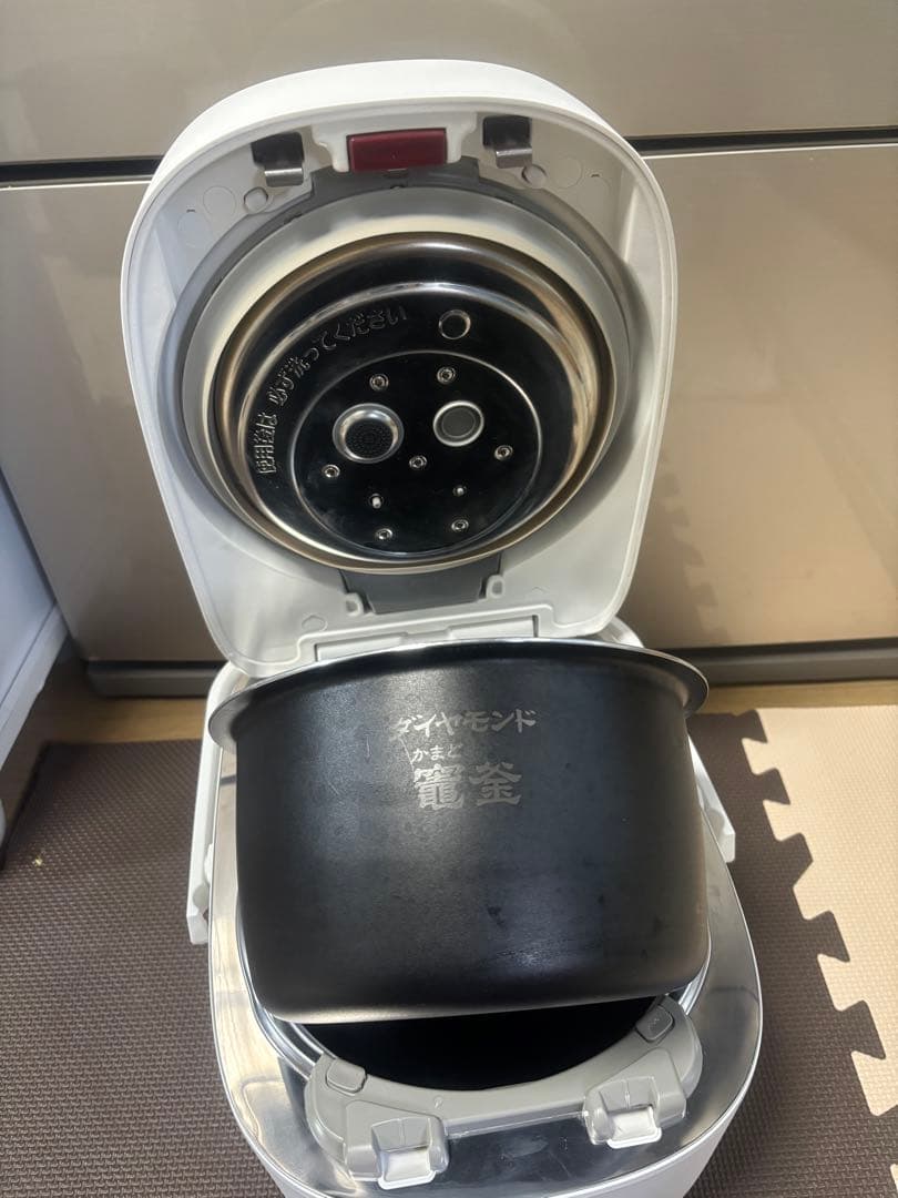 [倉庫処分セール]パナソニック おどり炊き 圧力SR-W10A -24年製