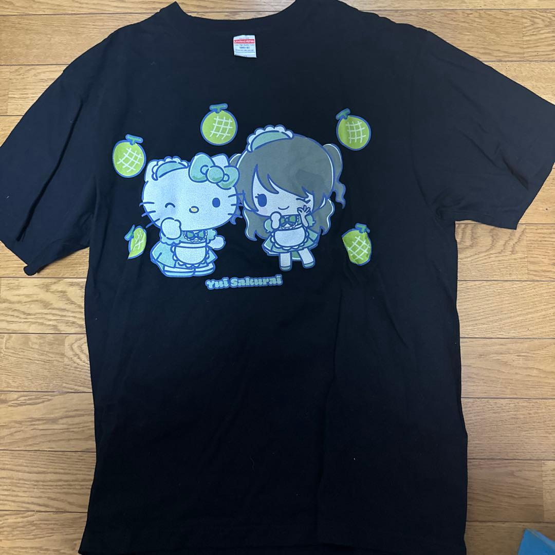 櫻井優衣 サンリオ×ふるっぱーコラボTシャツXL - メルカリ