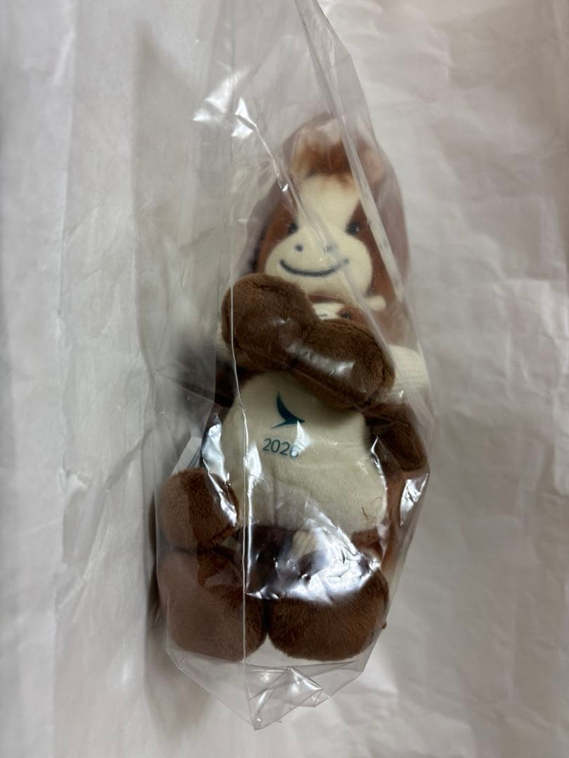 キャセイパシフィック航空 干支ぬいぐるみ 2026年 午 - メルカリ