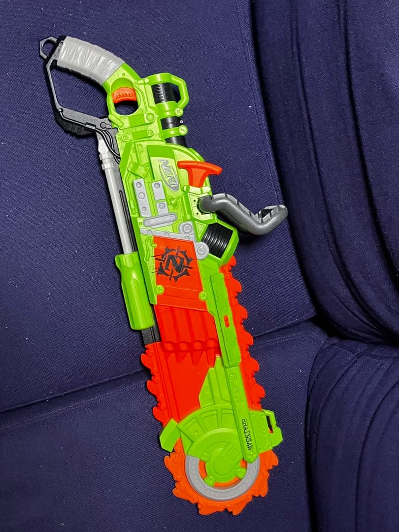 ナーフ ゾンビストライク NERF ブレインソー チェーンソー - メルカリ