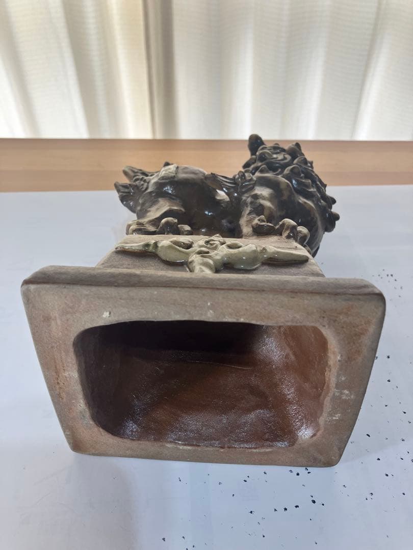 沖縄 琉球 壺屋焼 新里勇人作 台付シーサー ヤチムン やちむん - メルカリ