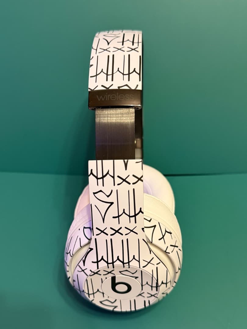 Beats Studio3 Wireless Neymar Jr. - メルカリ