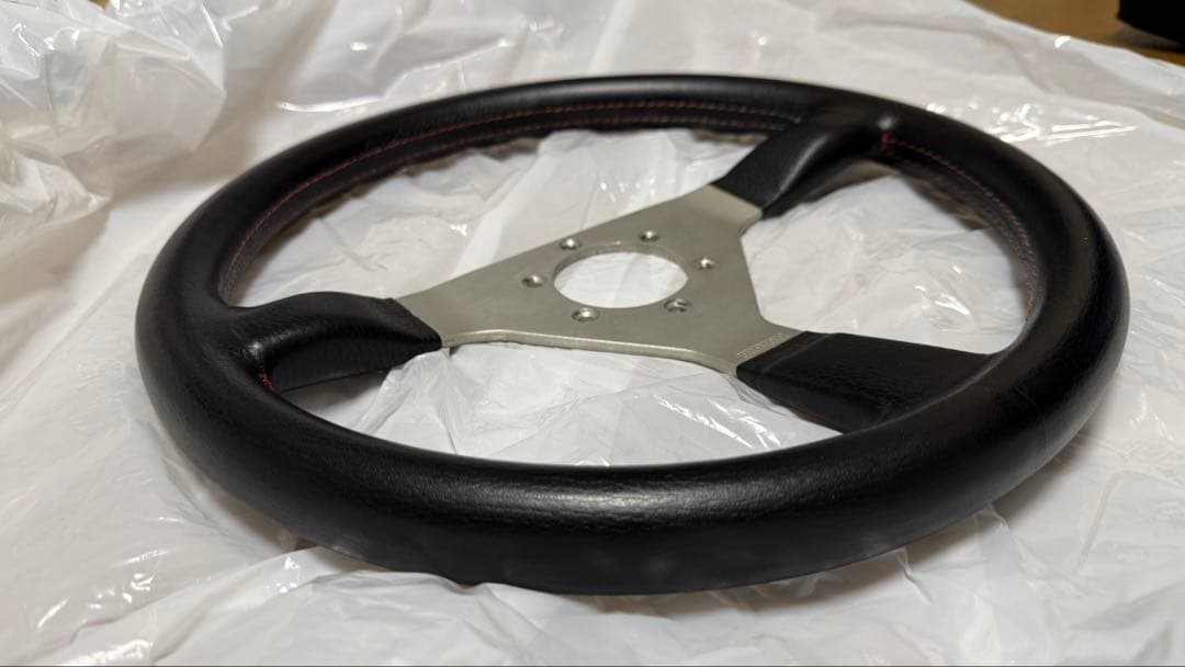 MOMO ヴェローチェ シルバー 35パイ - パーツオンライン ストア