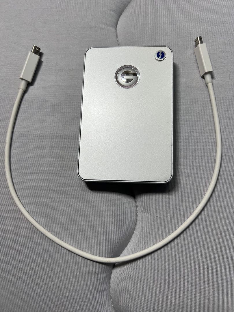 G-drive 1TB,Magic Trackpad,ル・ボナー レザーパッド