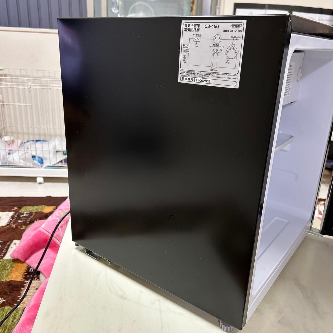 24年式 冷蔵庫 ほぼ新品 吉井電気製 一人暮らし 小型