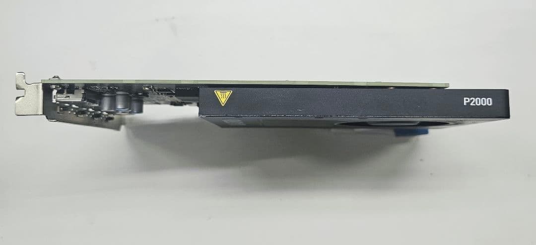 NVIDIA QUADRO P2000 グラフィックボード - メルカリ