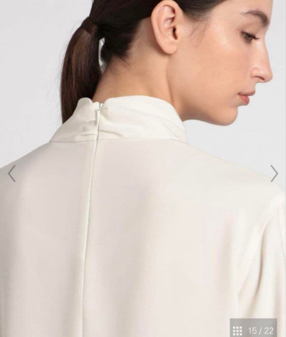 美品 セオリーリュクス 洗えるツイストカラーブラウス ダスティセダー