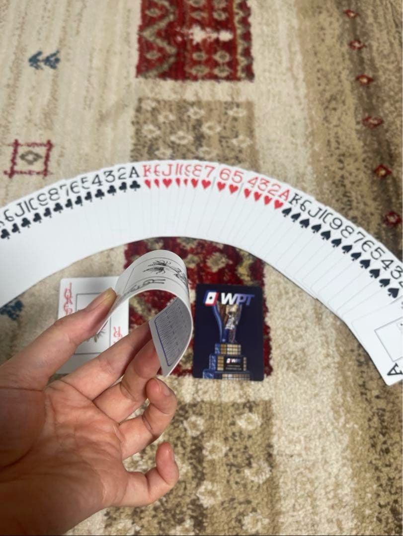 ポーカー大会専用WPT プラスチックトランプ 防水（赤・青1セット